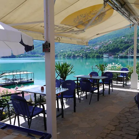 Pansion Asim Bed & Breakfast 3*