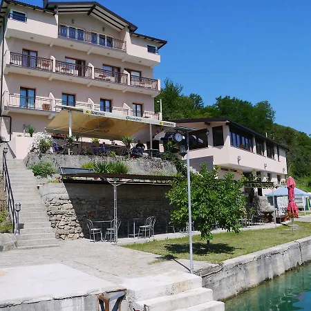 Bed & Breakfast Pansion Asim 3*