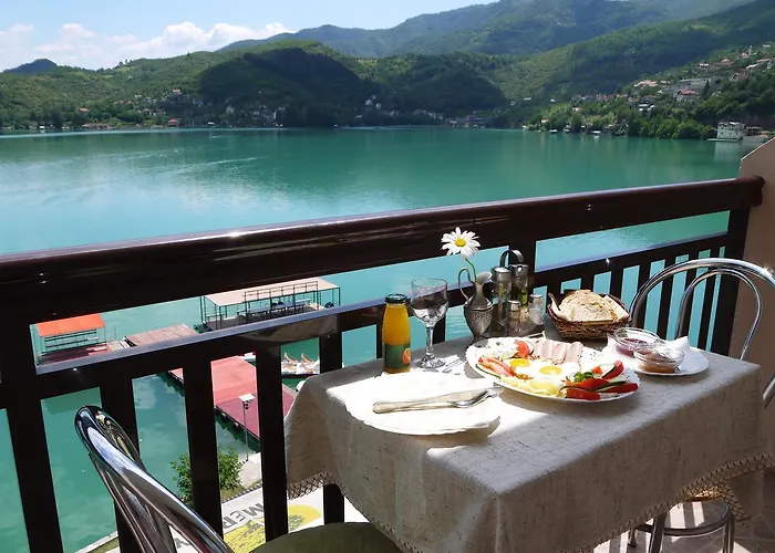 Pansion Asim Bed & Breakfast 3*