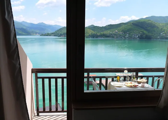 فندق مبيت وإفطار بنسيون عاصم