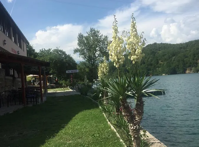 بنسيون عاصم فندق مبيت وإفطار Jablanica