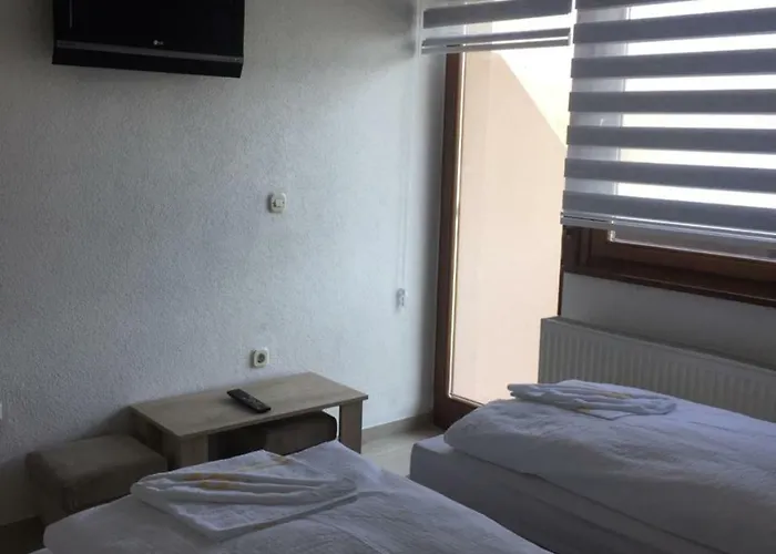 Pansion Asim Bed & Breakfast