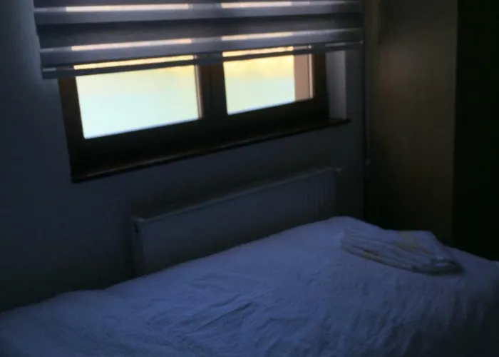 Pansion Asim Bed & Breakfast 3*